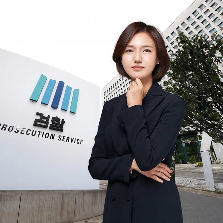 검사 역임 유선경변호사