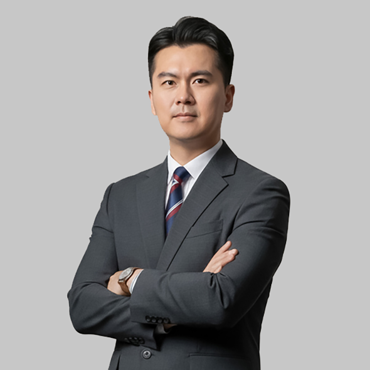 경찰경력 김동완변호사